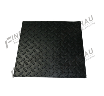 #3033 17"x17" Rubber Safety Step Cover